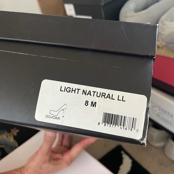 Guess Beige Platform Heels/Pumps - Picture 5 of 6